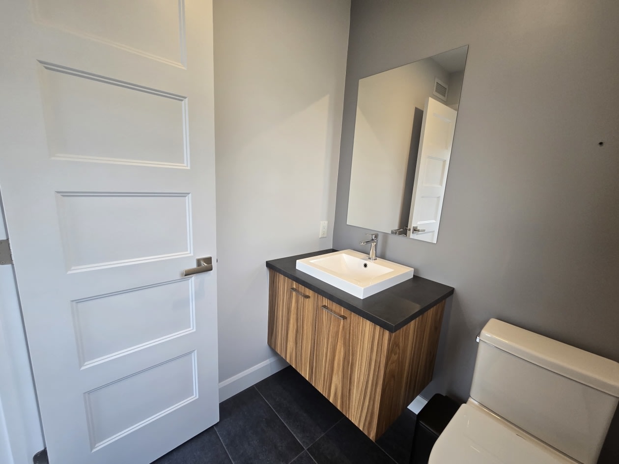 Salle d'eau — 1374 Rue Des Calèches, Québec, G3K 0M8, Québec