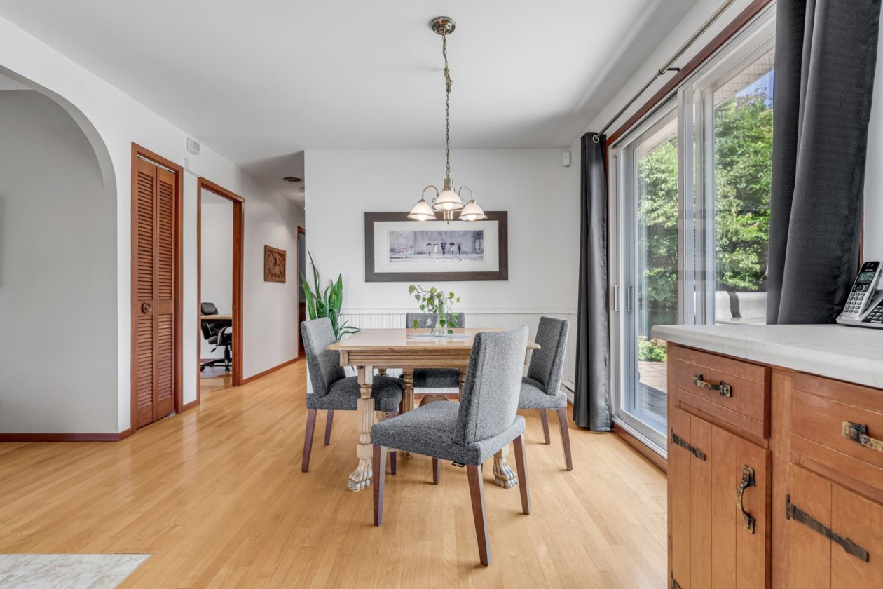 Salle à manger — 4125, Av. Terriot, Québec (Les Rivières), G2E3T1, Québec (Les Rivières)