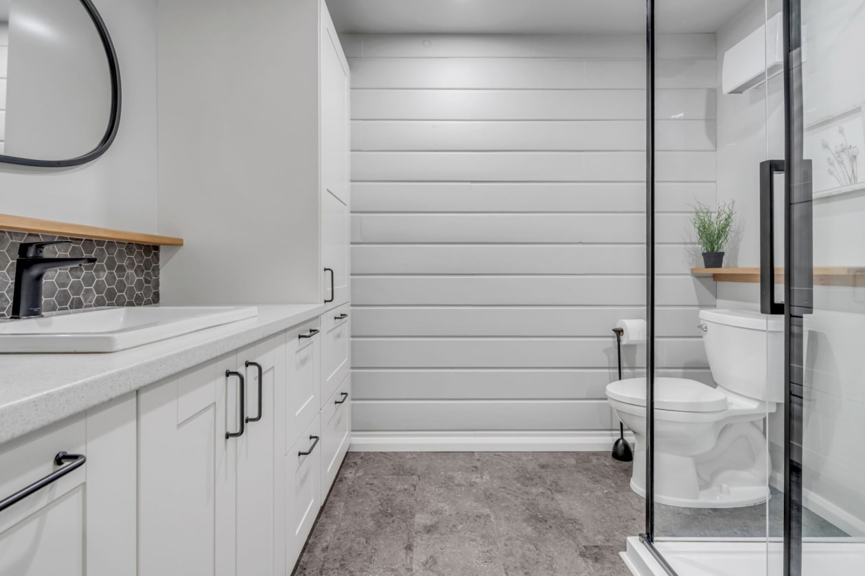 Salle de bains — 4125, Av. Terriot, Québec (Les Rivières), G2E3T1, Québec (Les Rivières)