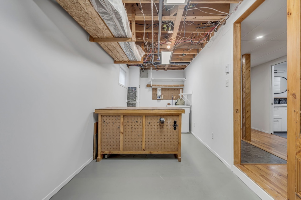 Atelier — 4125, Av. Terriot, Québec (Les Rivières), G2E3T1, Québec (Les Rivières)