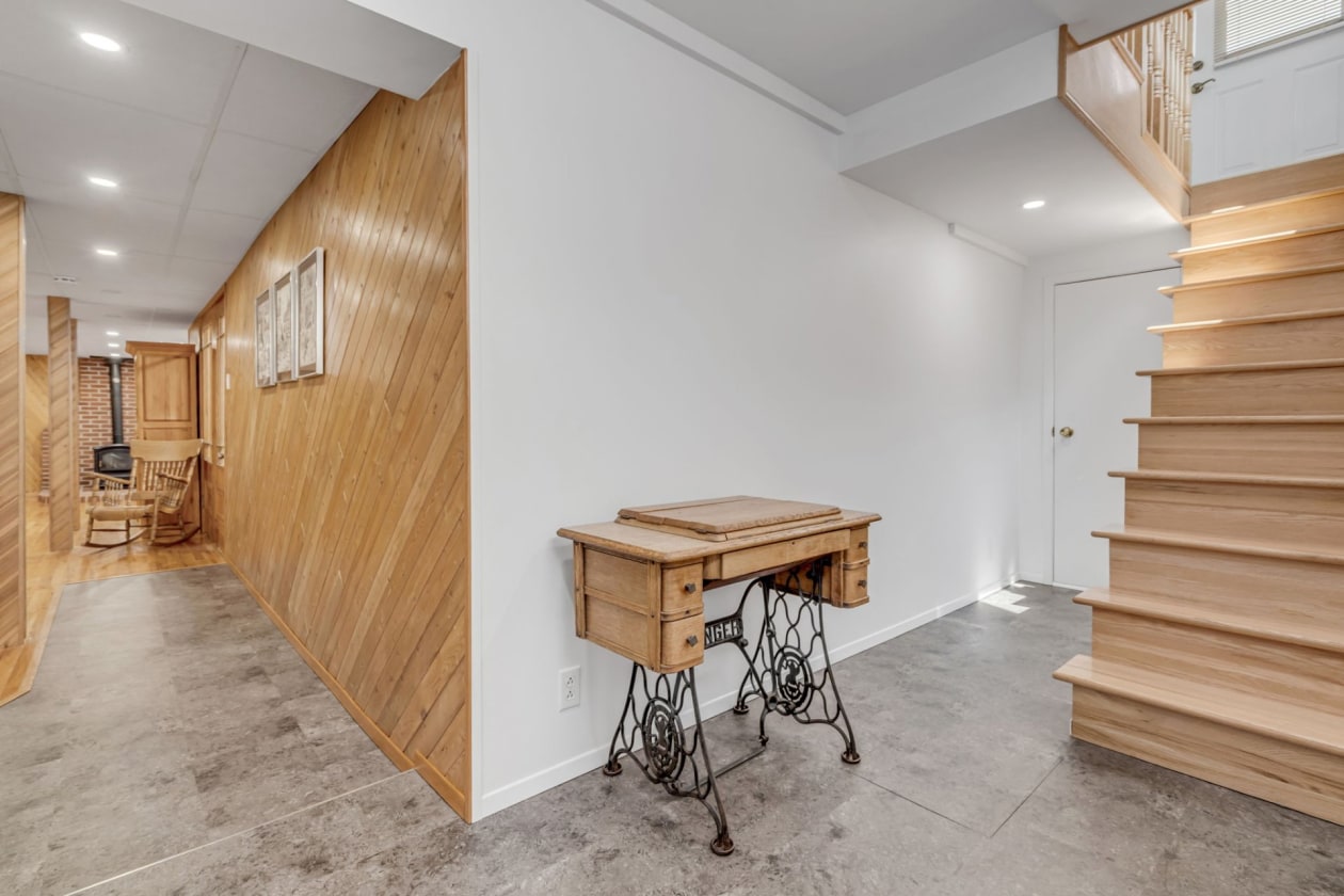 Salle familiale — 4125, Av. Terriot, Québec (Les Rivières), G2E3T1, Québec (Les Rivières)