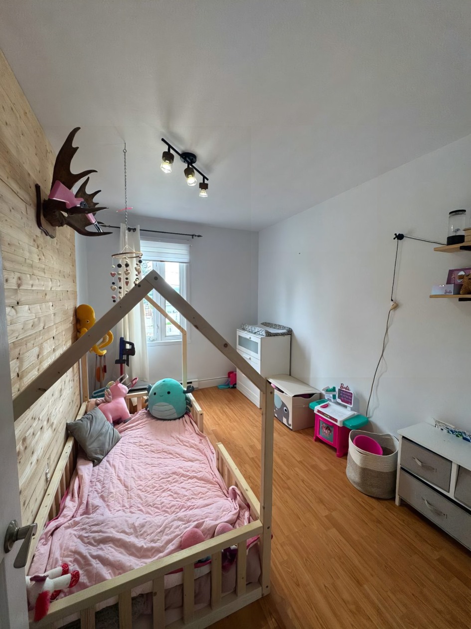Chambre à coucher — 1731, Rue Launière, Saguenay (Jonquière), G7S4J6, Saguenay (Jonquière)