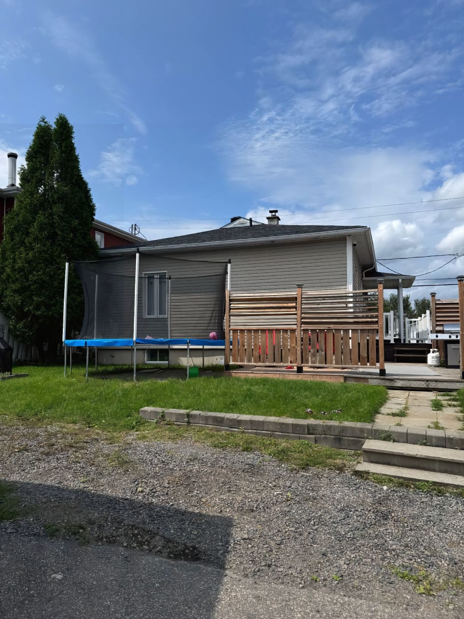 Extérieur — 1731, Rue Launière, Saguenay (Jonquière), G7S4J6, Saguenay (Jonquière)