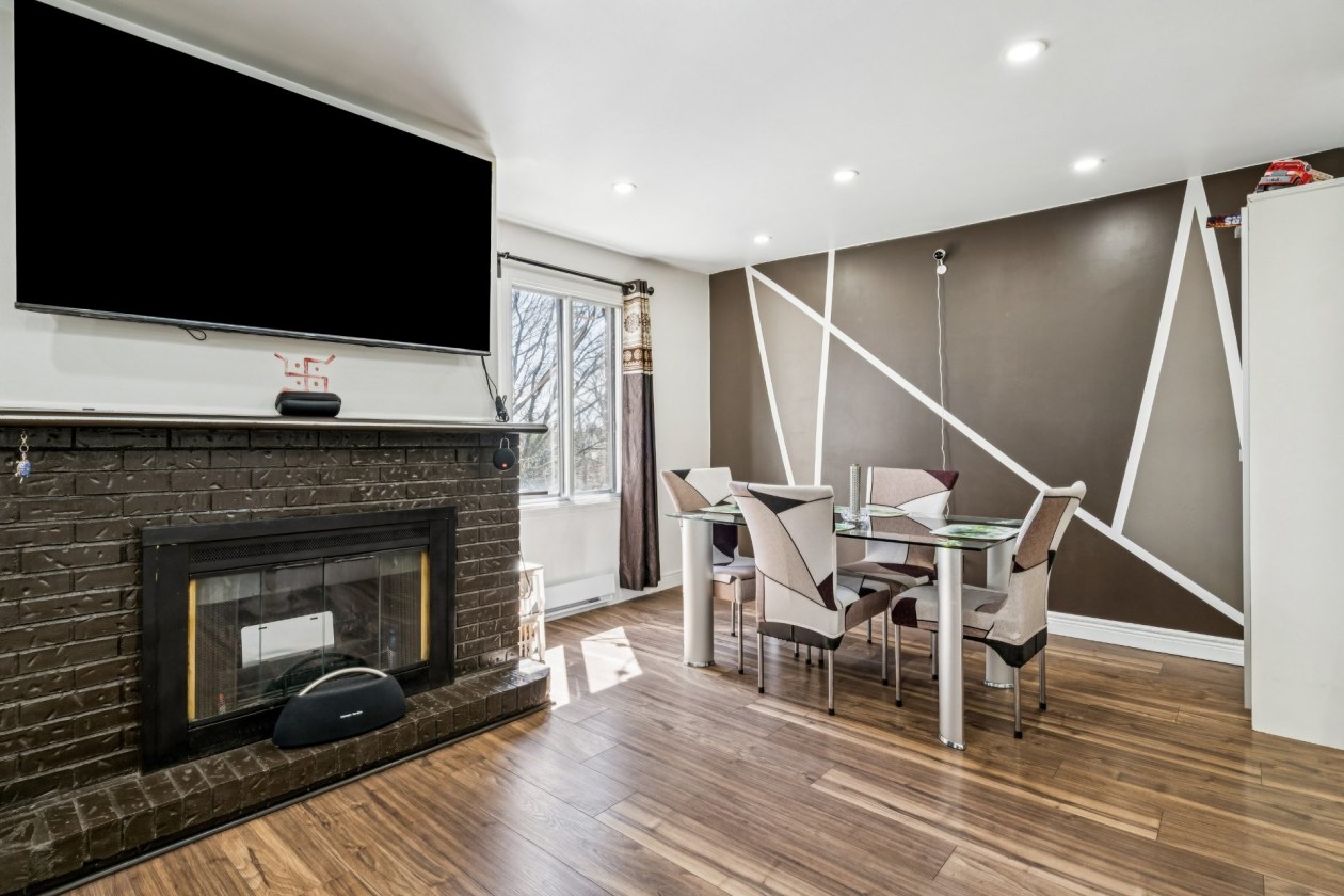 Salle à manger — 13111, Rue Forsyth, 304, Montréal (Rivière-des-Prairies/Pointe-aux-Trembles), H1A4C2, Montréal (Rivière-des-Prairies/Pointe-aux-Trembles)