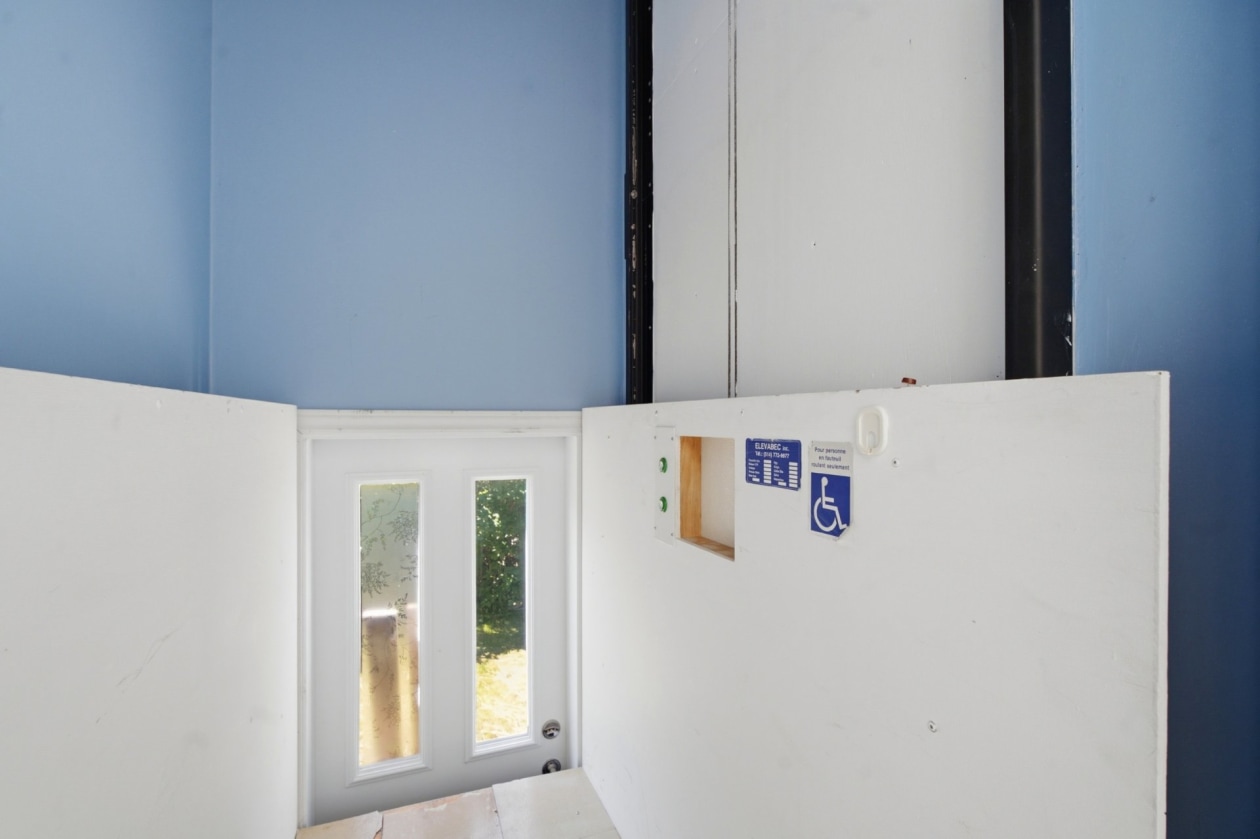 Ascenseur — 555, Tsse de la Beauce, Montréal (LaSalle), H8R2W9, Montréal (LaSalle)
