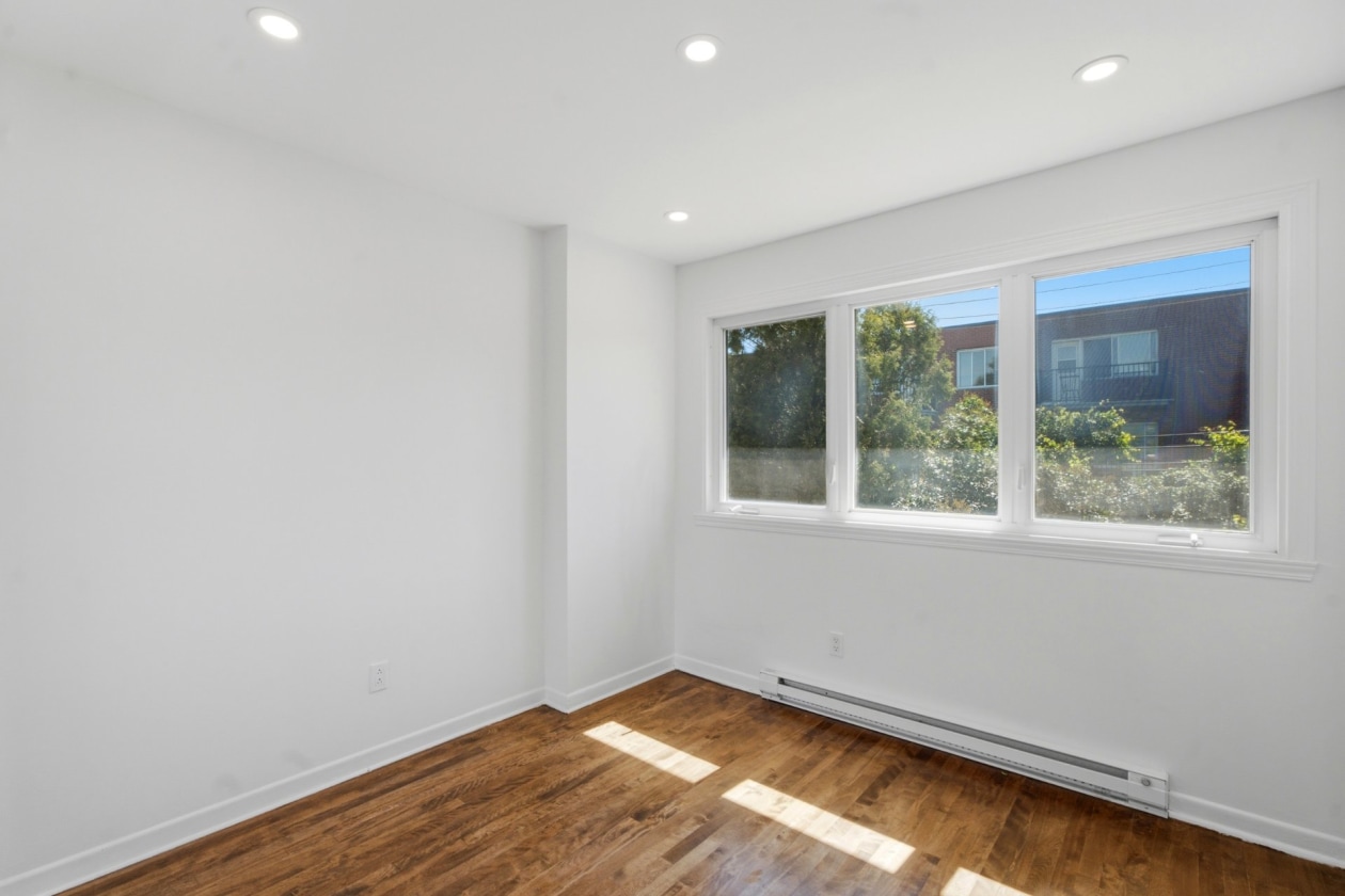 Chambre à coucher — 555, Tsse de la Beauce, Montréal (LaSalle), H8R2W9, Montréal (LaSalle)