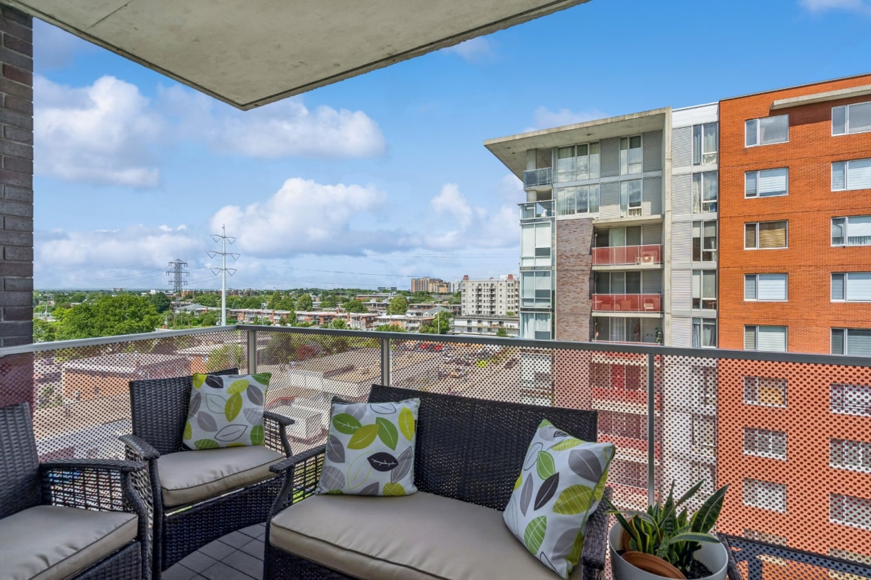 Balcon — 4720, Rue Jean-Talon E., 706, Montréal (Saint-Léonard), H1S0B1, Montréal (Saint-Léonard)