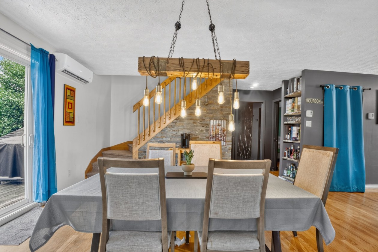 Salle à manger — 3930, Rue Monseigneur-Moisan, Sherbrooke (Les Nations), J1L2B9, Sherbrooke (Les Nations)