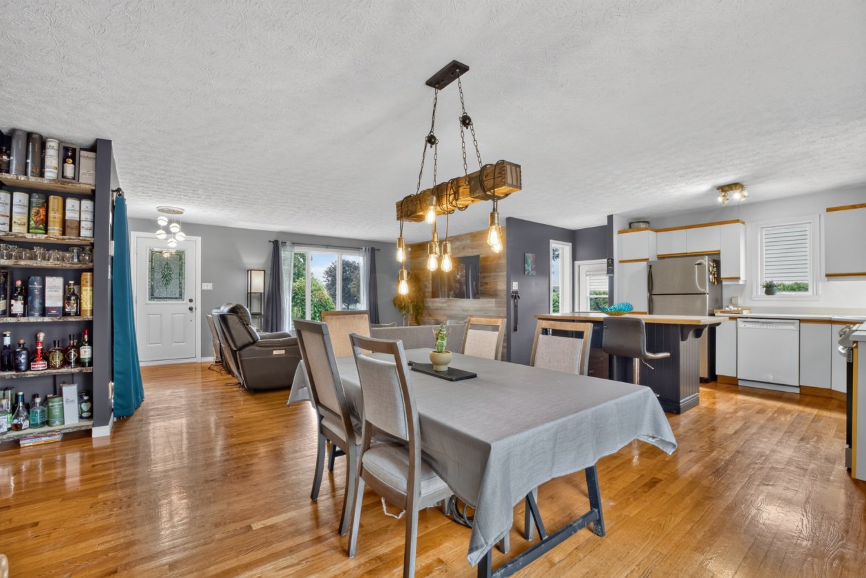 Salle à manger — 3930, Rue Monseigneur-Moisan, Sherbrooke (Les Nations), J1L2B9, Sherbrooke (Les Nations)