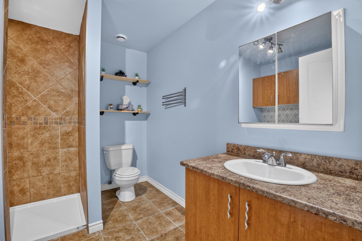 Salle de bains — 2723, Rue des Rocheuses, Sherbrooke (Fleurimont), J1E0E4, Sherbrooke (Fleurimont)