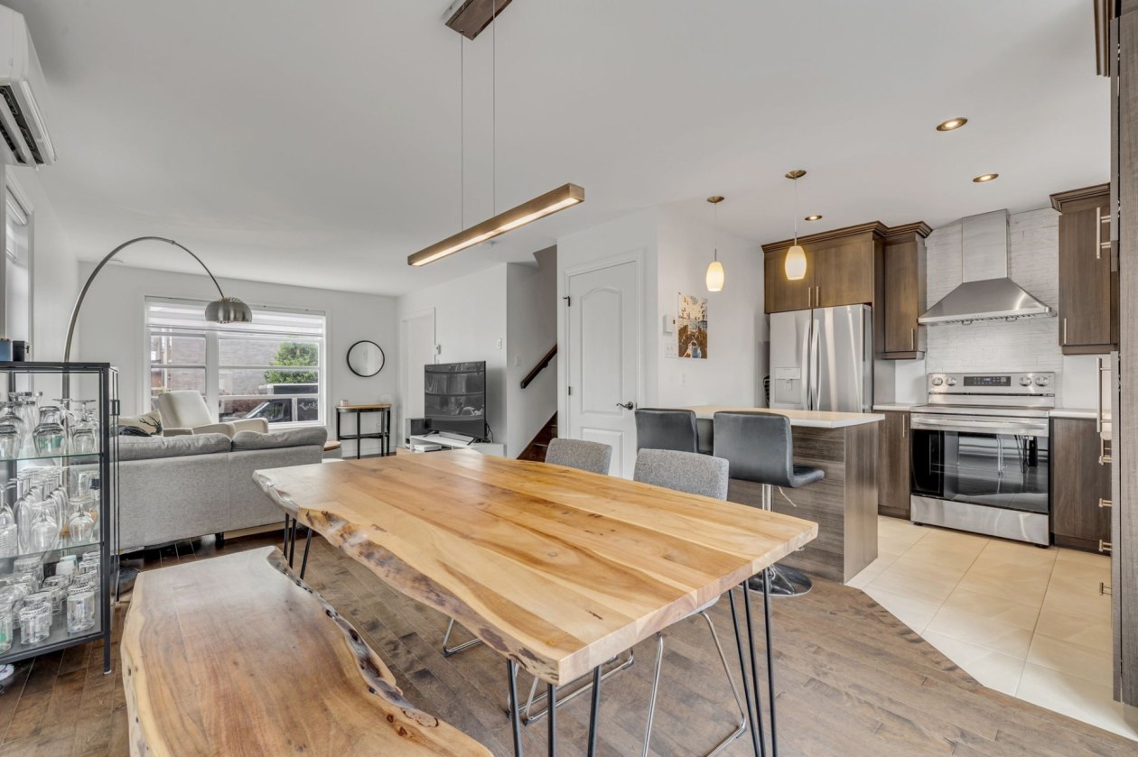 Salle à manger — 2170, Rue de la Cantatrice, Québec (Les Rivières), G2C0L6, Québec (Les Rivières)