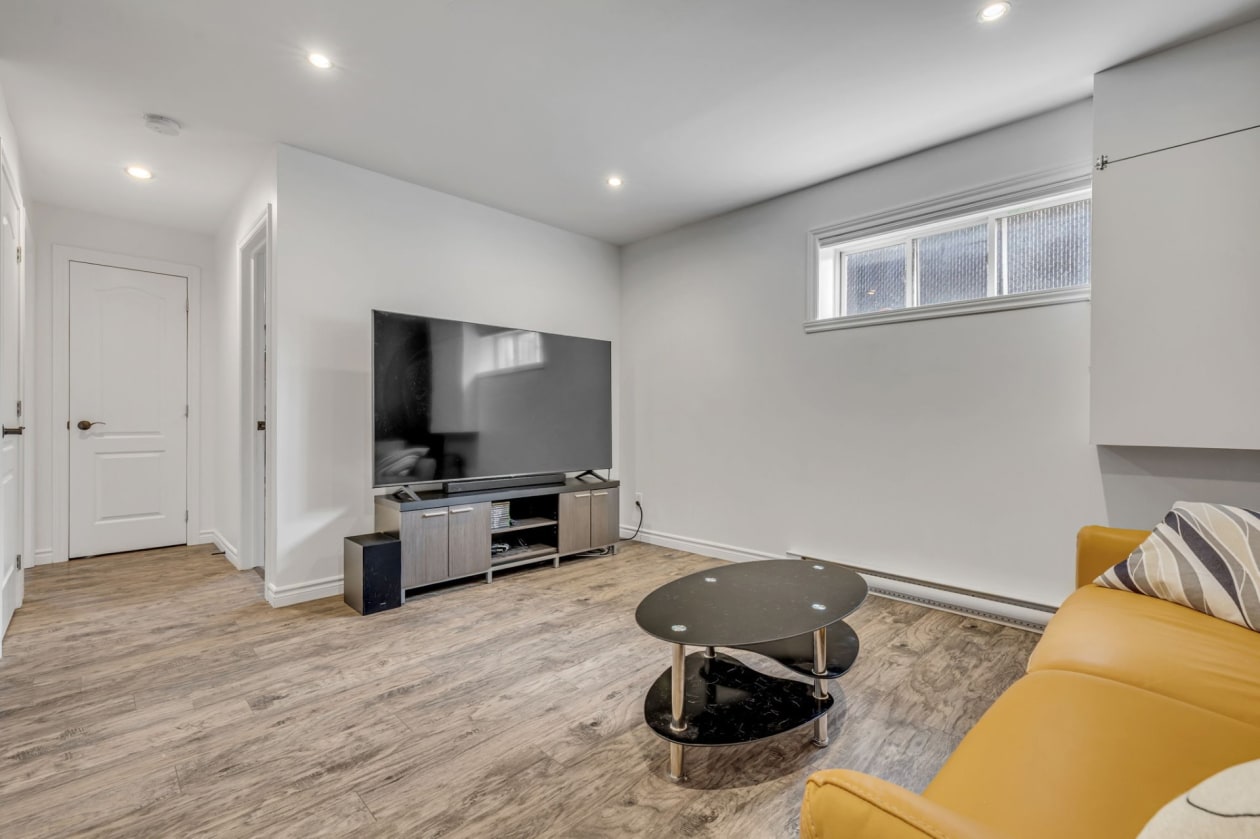 Salle familiale — 2170, Rue de la Cantatrice, Québec (Les Rivières), G2C0L6, Québec (Les Rivières)