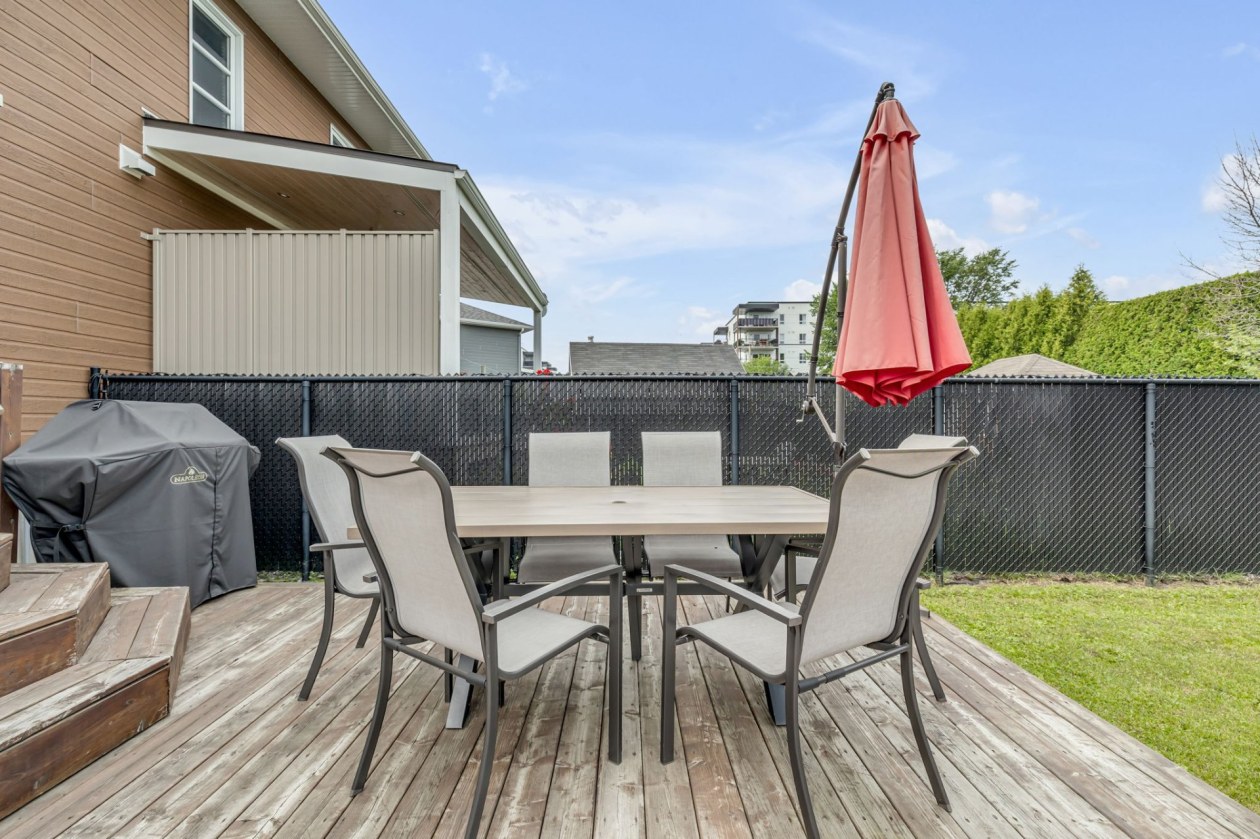 Terrasse — 2170, Rue de la Cantatrice, Québec (Les Rivières), G2C0L6, Québec (Les Rivières)