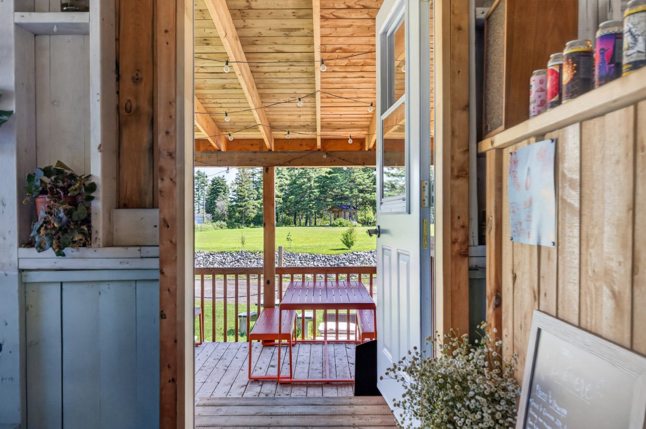 Terrasse — 59, Rue du Parc, Trois-Pistoles, G0L4K0, Trois-Pistoles