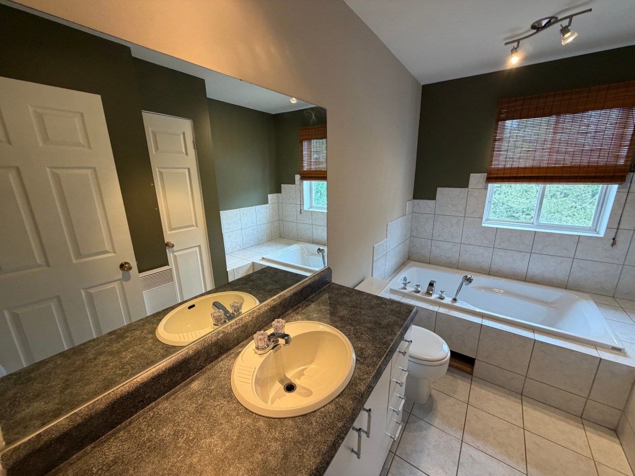 Salle de bains — 750, Rue des Goélands, Saguenay (Chicoutimi), G7H7P8, Saguenay (Chicoutimi)