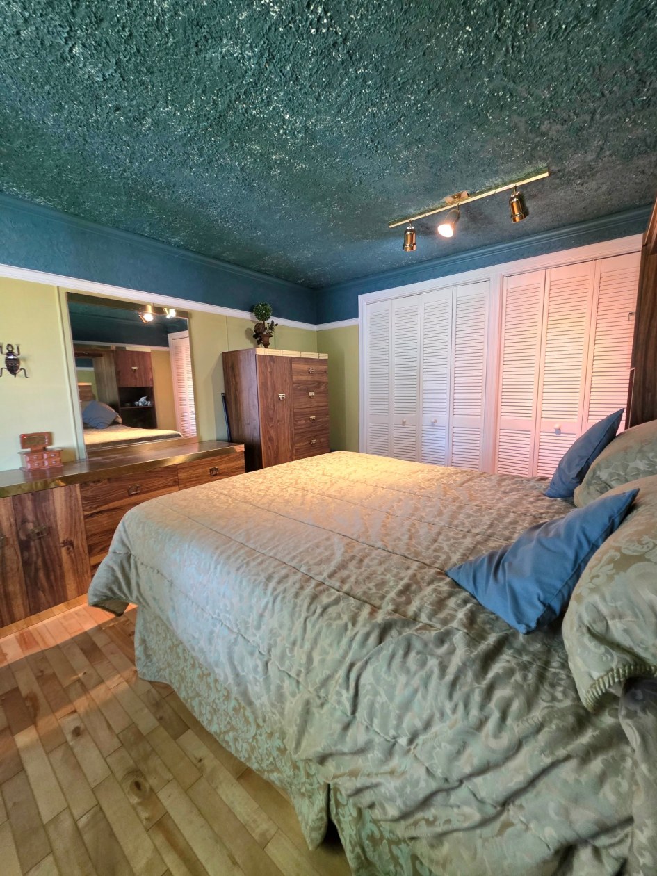Chambre à coucher principale — 1254, Ch. de Price, Mont-Joli, G5H3K6, Mont-Joli