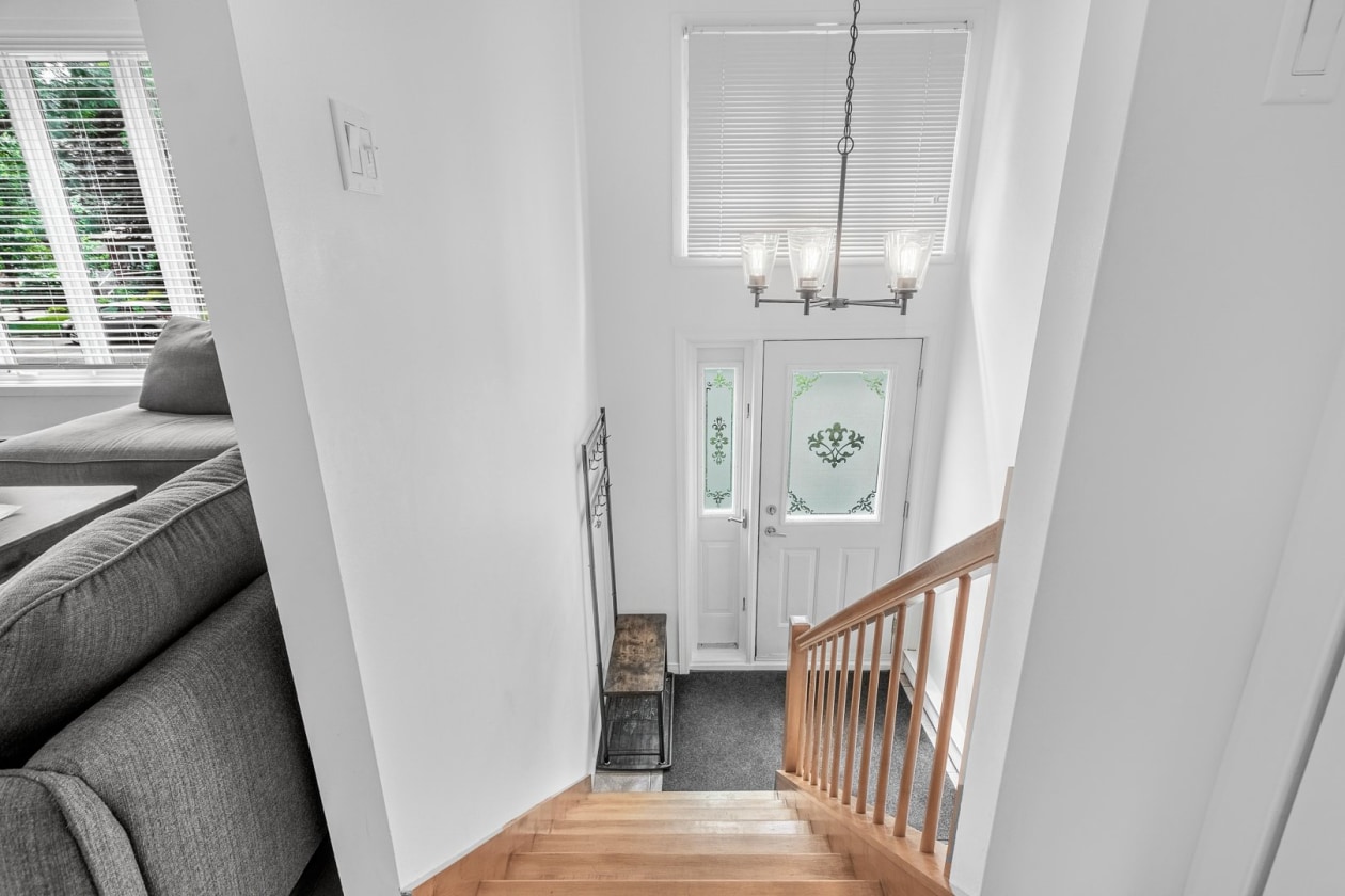 Hall d'entrée — 590, Rue De Joinville, Québec (Les Rivières), G1P4C1, Québec (Les Rivières)