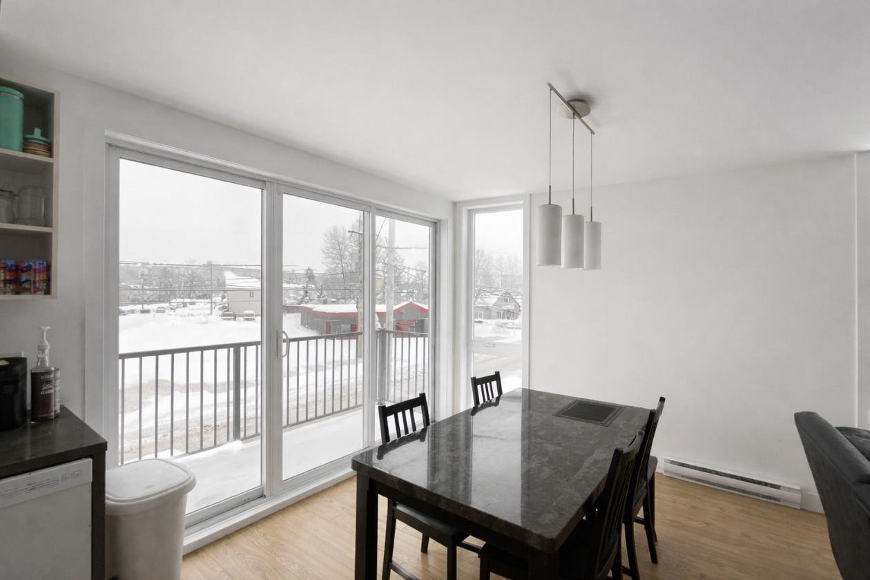 Salle à manger — 1810, Boul. Pie-XI N., 301, Québec (La Haute-Saint-Charles), G3J1N5, Québec (La Haute-Saint-Charles)