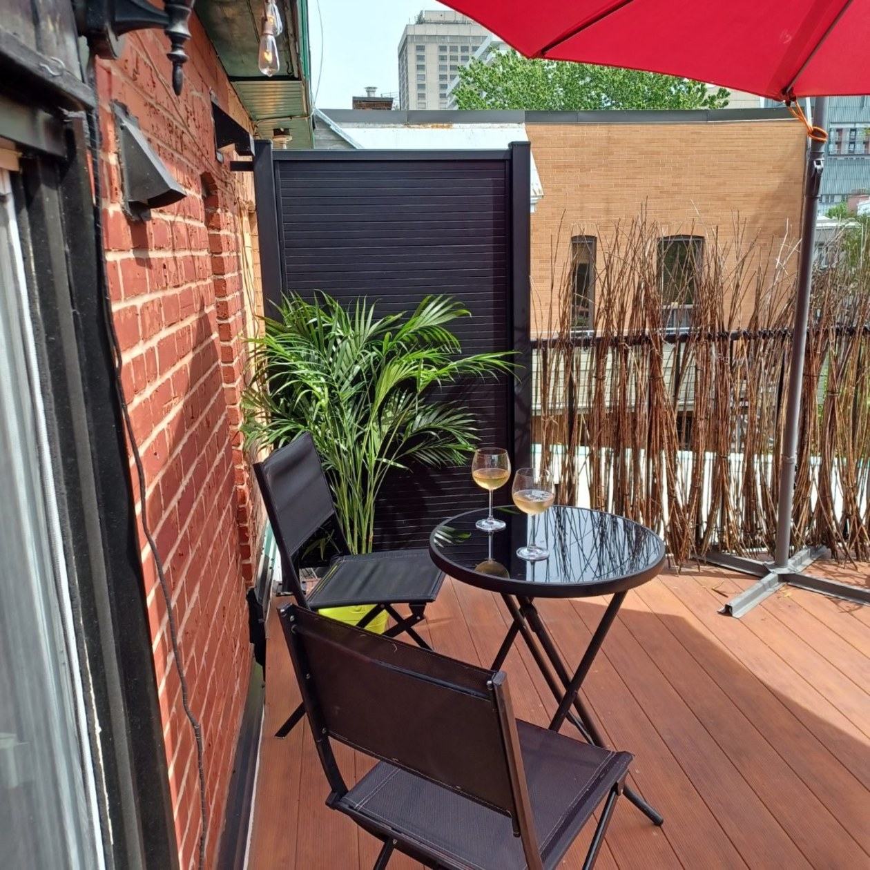 Terrasse — 3706A, Rue St-Hubert, Montréal (Le Plateau-Mont-Royal), H2L4A2, Montréal (Le Plateau-Mont-Royal)