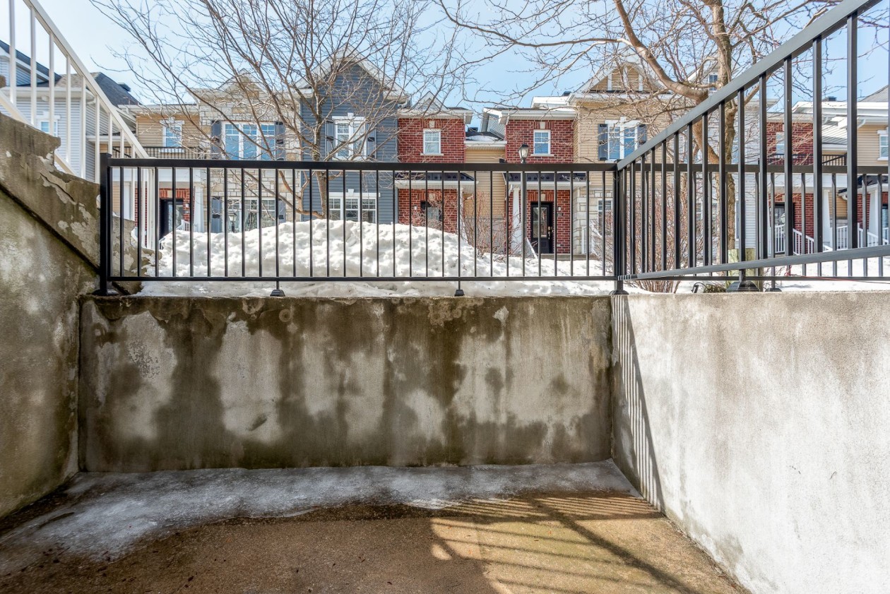 Terrasse — 3076, Rue Ste-Madeleine, Sainte-Marthe-sur-le-Lac, J0N1P0, Sainte-Marthe-sur-le-Lac