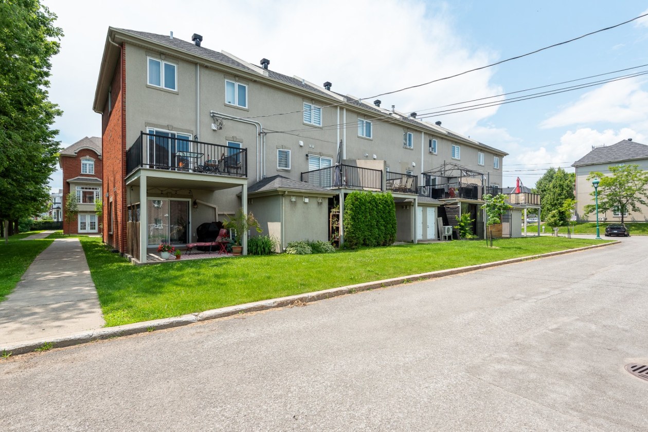 Façade — 8035, Boul. Lévesque E., 102, Laval (Duvernay), H7A4J6, Laval (Duvernay)