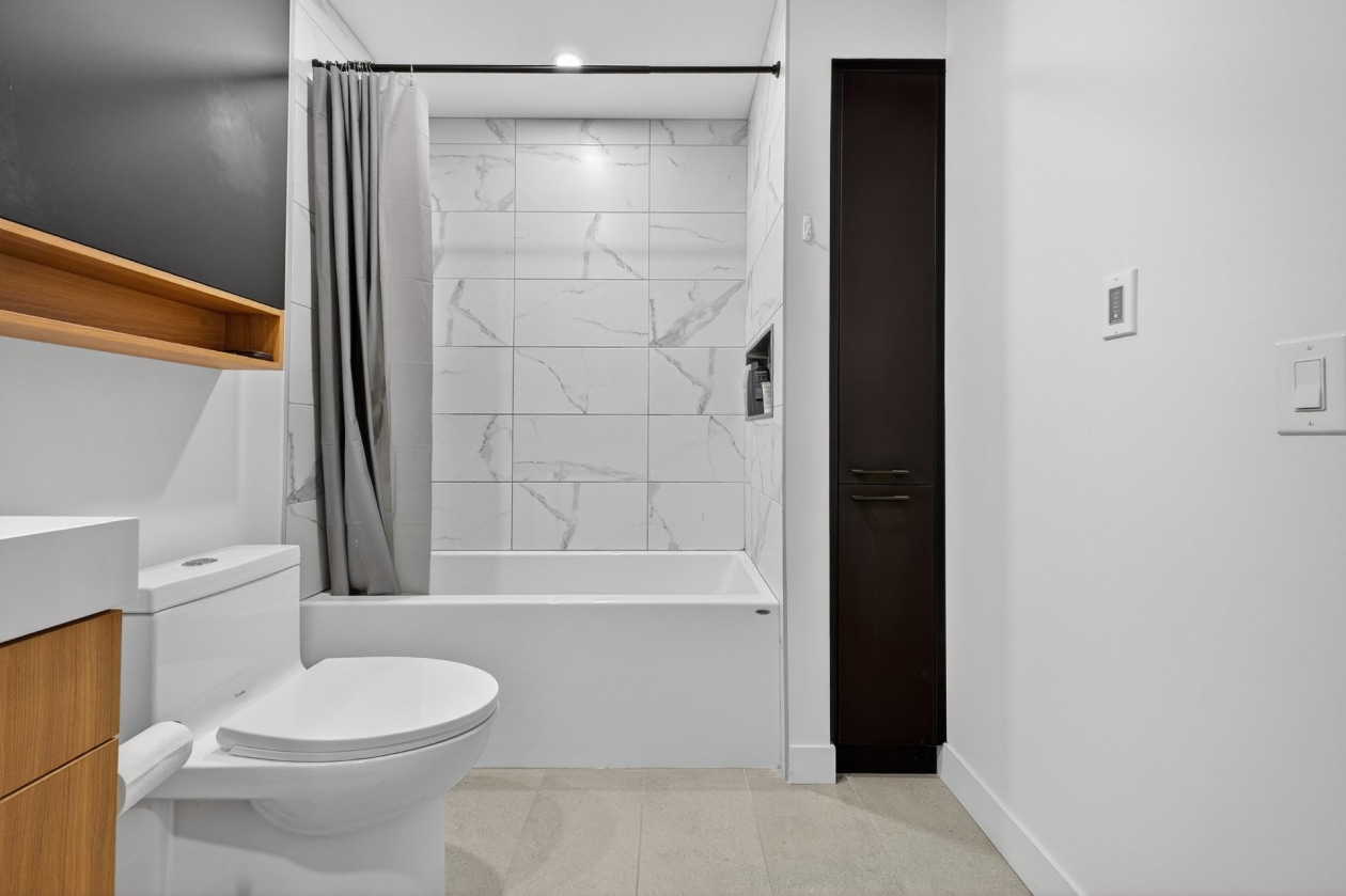 Salle de bains — 2151, Rue Léger, 1101, Montréal (LaSalle), H8N0J3, Montréal (LaSalle)
