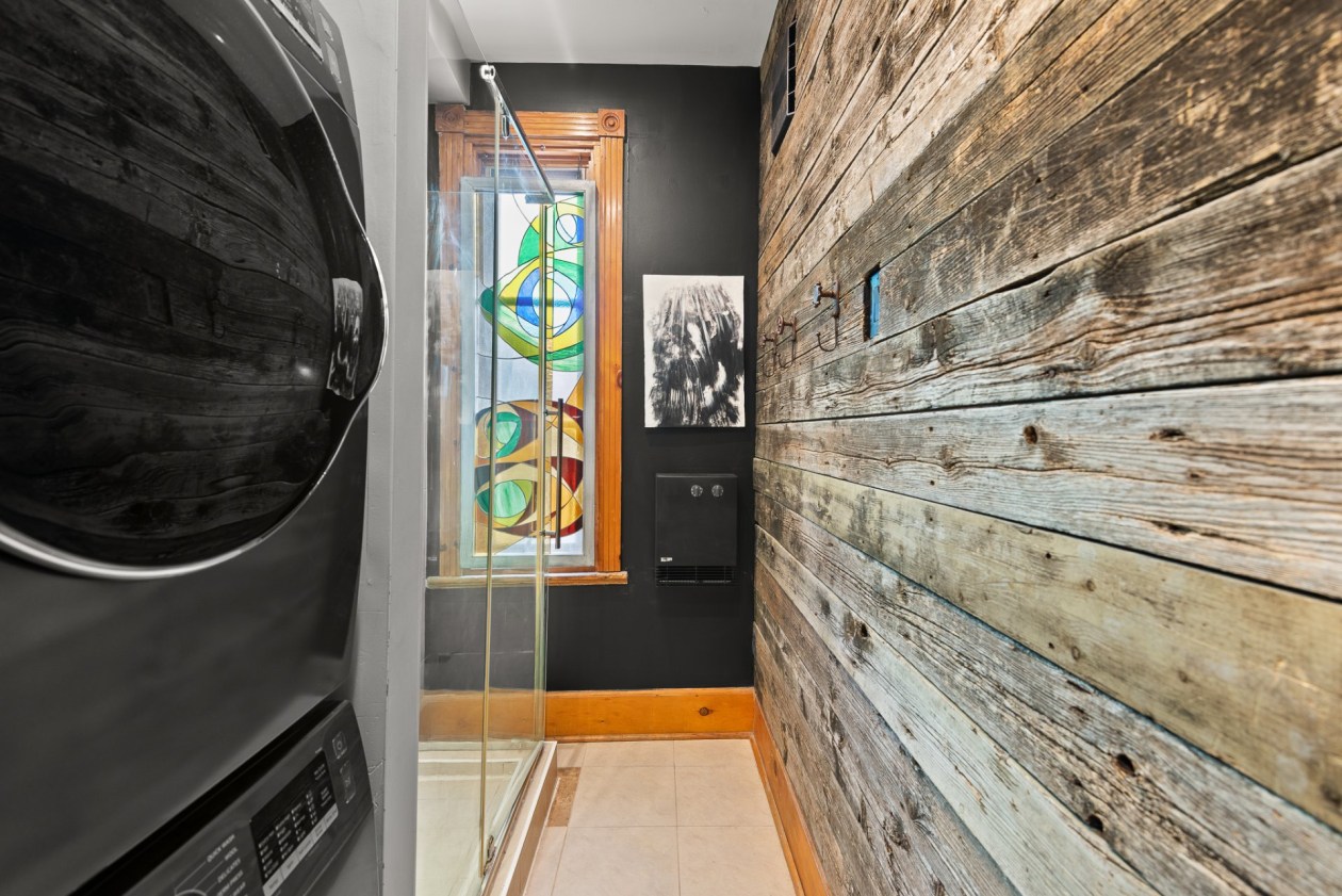 Salle de bains — 3706A, Rue St-Hubert, Montréal (Le Plateau-Mont-Royal), H2L4A2, Montréal (Le Plateau-Mont-Royal)