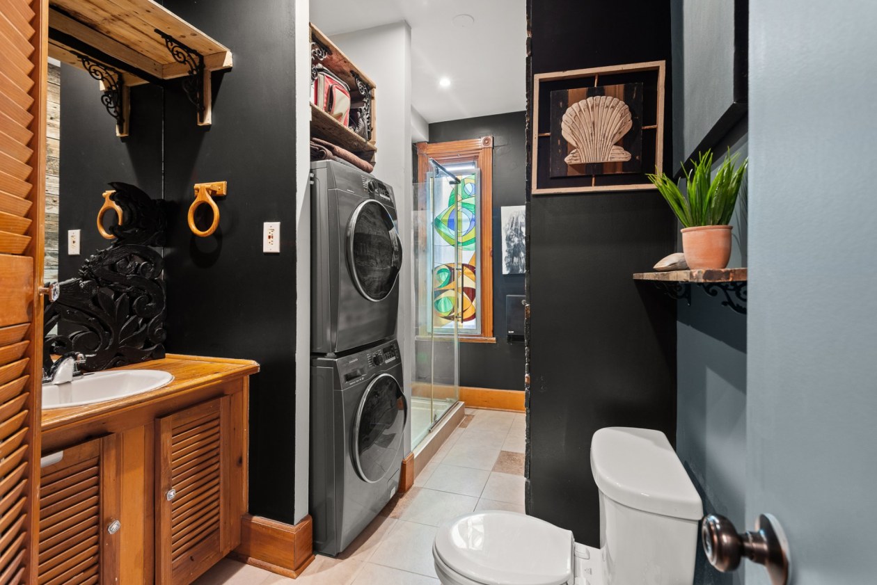 Salle de bains — 3706A, Rue St-Hubert, Montréal (Le Plateau-Mont-Royal), H2L4A2, Montréal (Le Plateau-Mont-Royal)