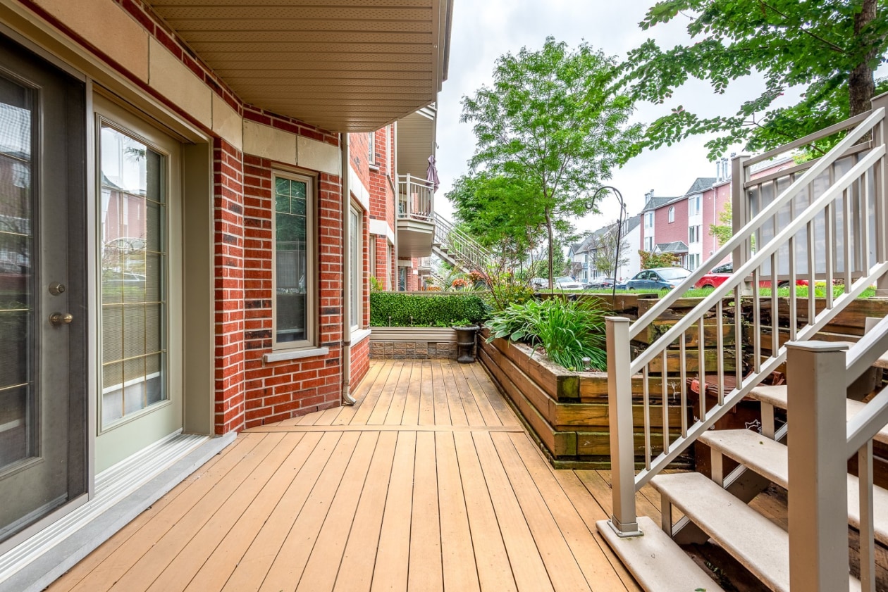 Terrasse — 15858, Rue Victoria, Montréal (Rivière-des-Prairies/Pointe-aux-Trembles), H1A0A9, Montréal (Rivière-des-Prairies/Pointe-aux-Trembles)