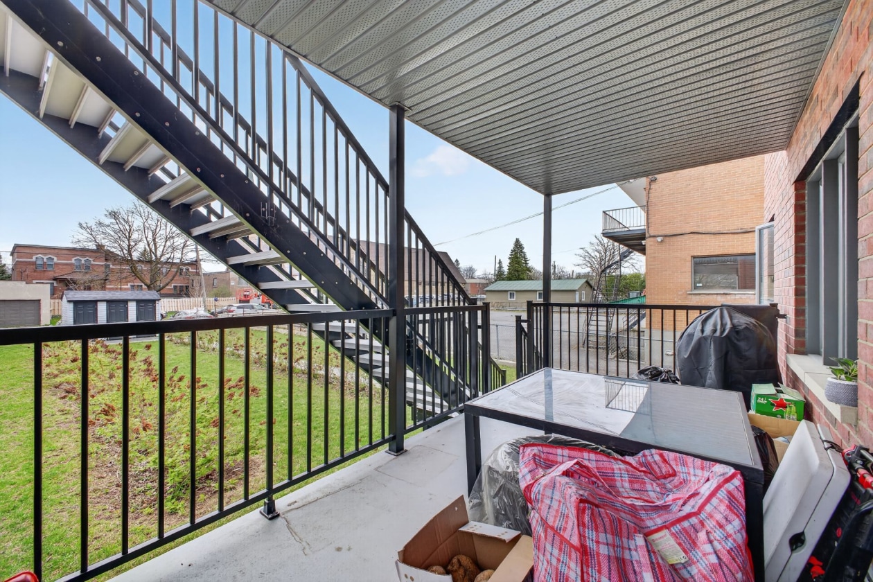Balcon — 519, Rue Ste-Hélène, Longueuil (Le Vieux-Longueuil), J4K3R5, Longueuil (Le Vieux-Longueuil)
