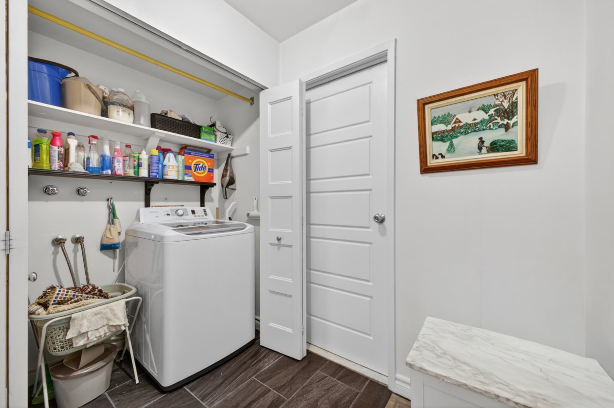 Salle de lavage — 1370, Av. Bourgogne, 107, Chambly, J2L1Y3, Chambly