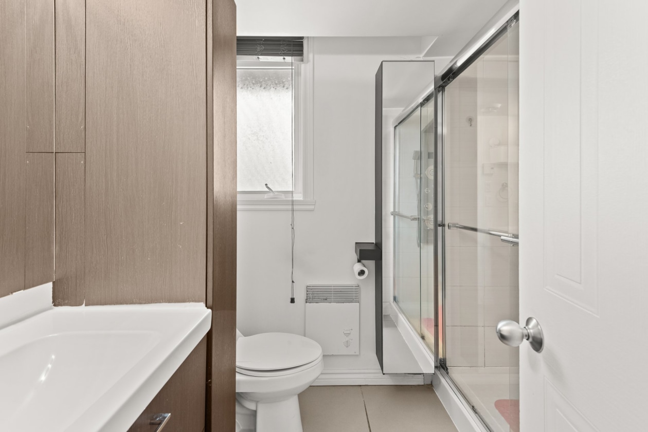 Salle de bains — 3020, Rue Joseph-Hardy, 1, Longueuil (Saint-Hubert), J3Y9J6, Longueuil (Saint-Hubert)