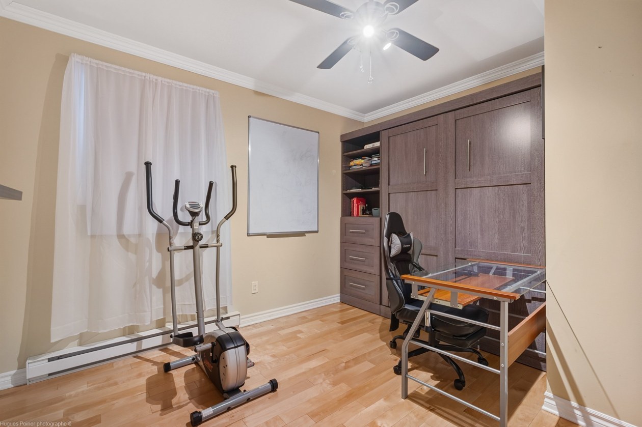 Chambre à coucher — 15858, Rue Victoria, Montréal (Rivière-des-Prairies/Pointe-aux-Trembles), H1A0A9, Montréal (Rivière-des-Prairies/Pointe-aux-Trembles)