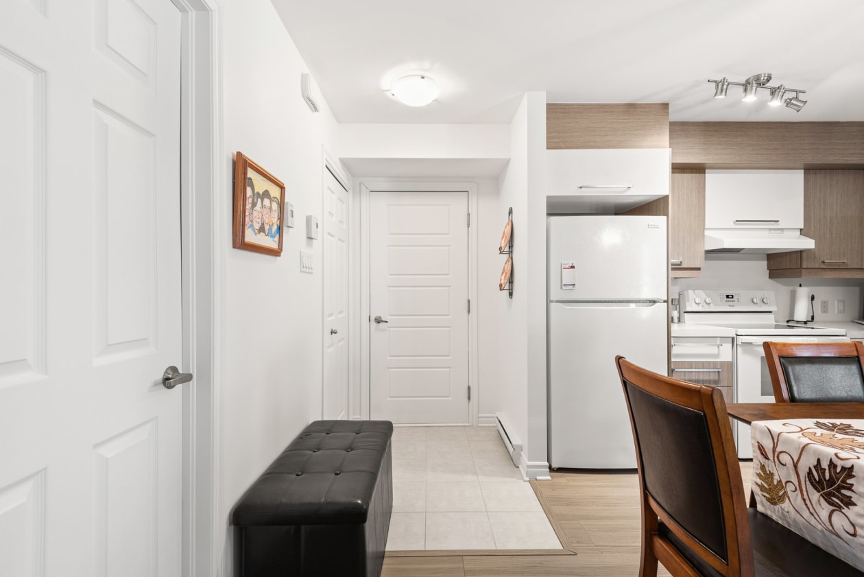 Hall d'entrée — 3076, Rue Ste-Madeleine, Sainte-Marthe-sur-le-Lac, J0N1P0, Sainte-Marthe-sur-le-Lac