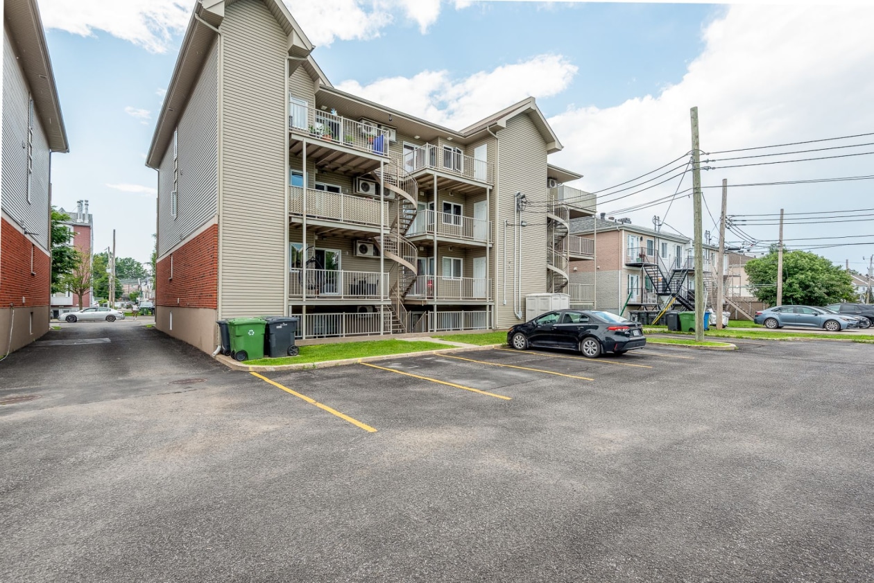 Photo 39 — 15858, Rue Victoria, Montréal (Rivière-des-Prairies/Pointe-aux-Trembles), H1A0A9, Montréal (Rivière-des-Prairies/Pointe-aux-Trembles)