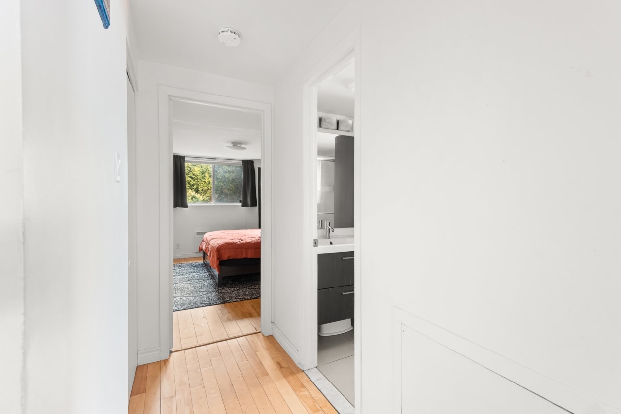 Corridor — 3020, Rue Joseph-Hardy, 1, Longueuil (Saint-Hubert), J3Y9J6, Longueuil (Saint-Hubert)