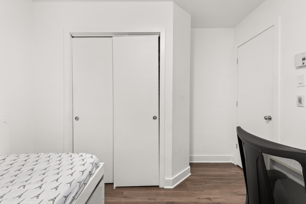 Chambre à coucher — 7637, Av. Léonard-De Vinci, 1, Montréal (Villeray/Saint-Michel/Parc-Extension), H2A2N6, Montréal (Villeray/Saint-Michel/Parc-Extension)