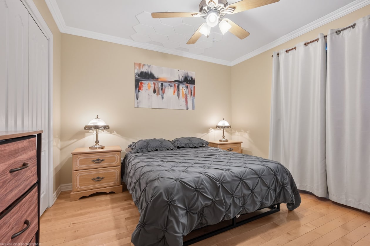 Chambre à coucher principale — 15858, Rue Victoria, Montréal (Rivière-des-Prairies/Pointe-aux-Trembles), H1A0A9, Montréal (Rivière-des-Prairies/Pointe-aux-Trembles)