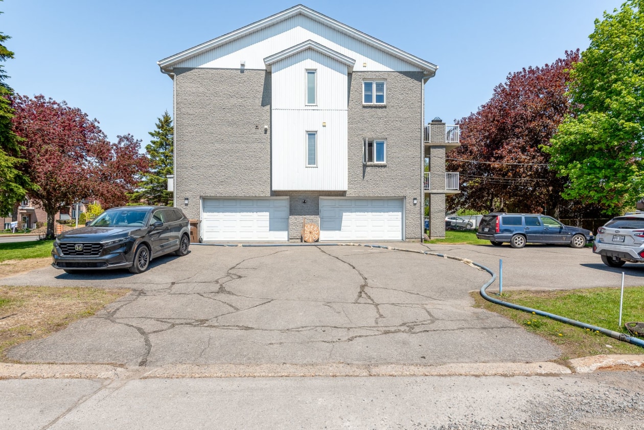 Garage — 1240, Boul. Iberville, 202, Repentigny (Repentigny), J5Y3T1, Repentigny (Repentigny)