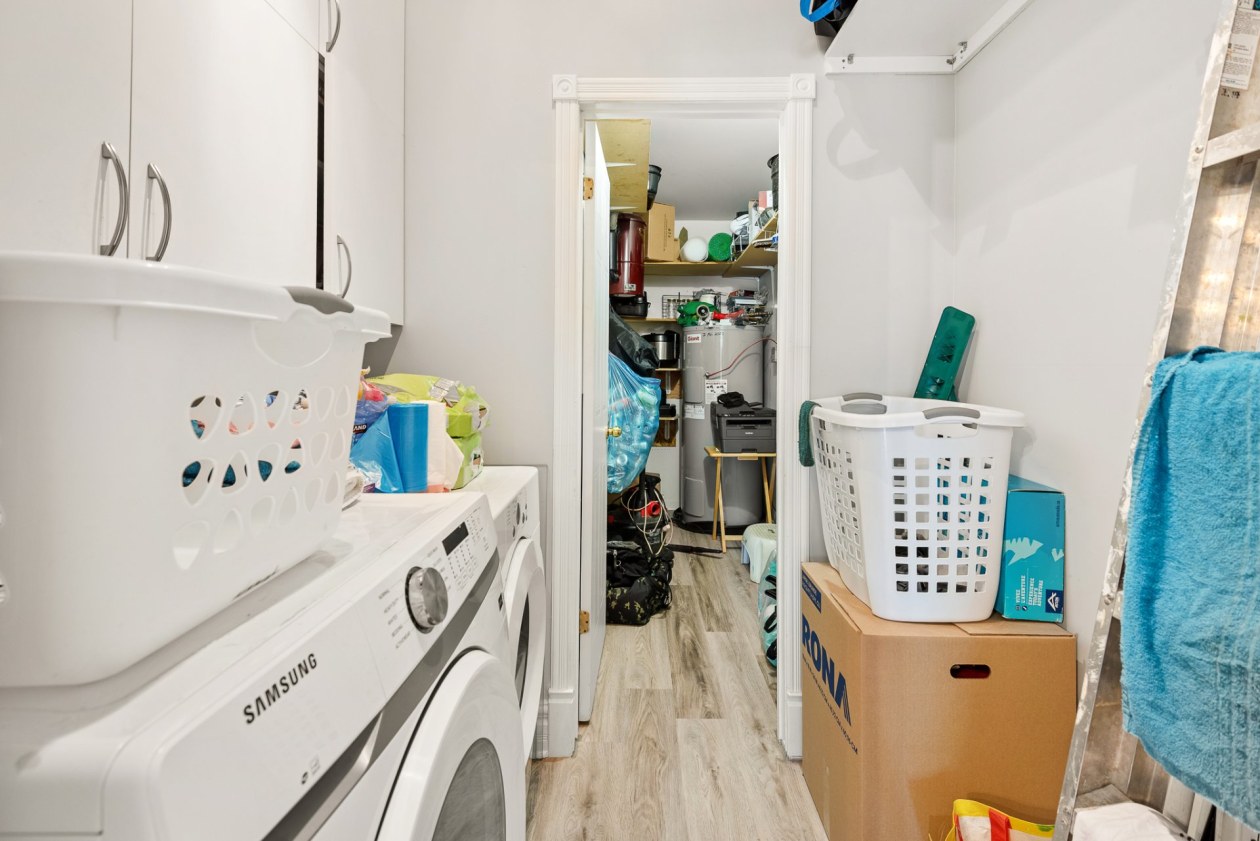 Salle de lavage — 1240, Boul. Iberville, 202, Repentigny (Repentigny), J5Y3T1, Repentigny (Repentigny)