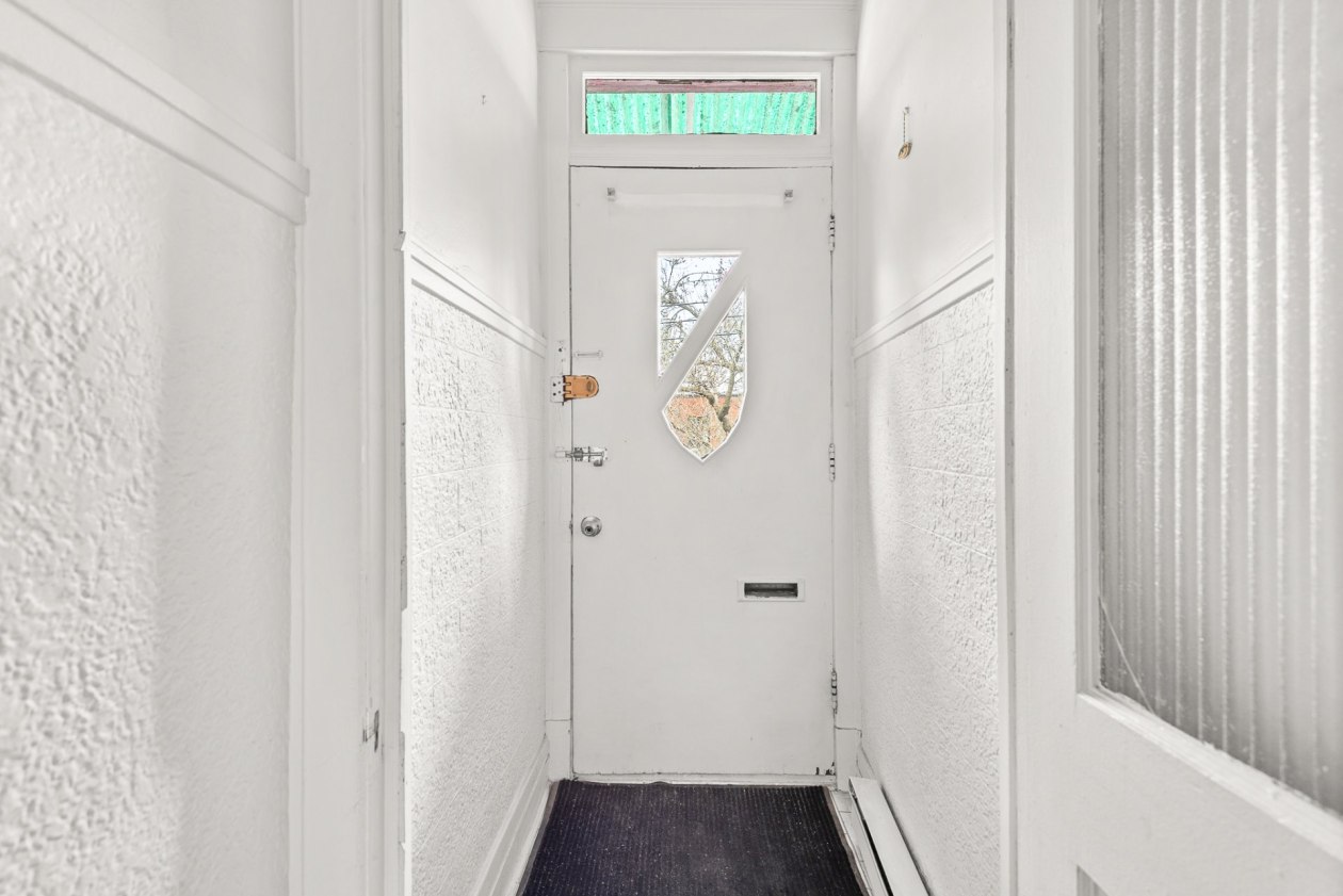 Hall d'entrée — 2680 - 2680A, Av. d'Orléans, Montréal (Mercier/Hochelaga-Maisonneuve), H1W3S5, Montréal (Mercier/Hochelaga-Maisonneuve)