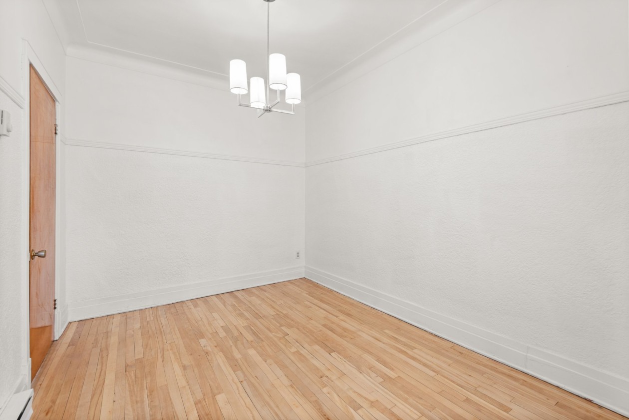 Chambre à coucher — 2680 - 2680A, Av. d'Orléans, Montréal (Mercier/Hochelaga-Maisonneuve), H1W3S5, Montréal (Mercier/Hochelaga-Maisonneuve)