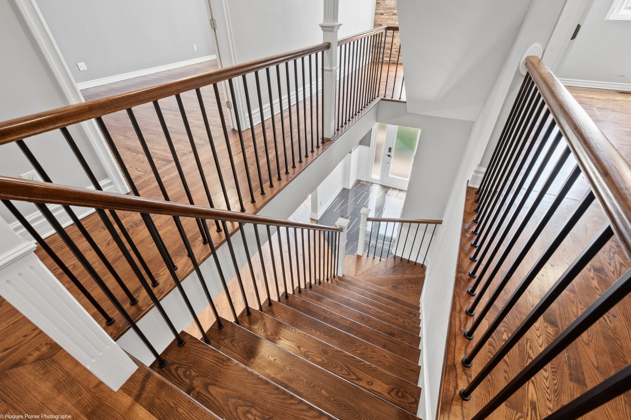Escalier — 249 - 249A, Rue Ludger-Duvernay, Varennes, J3X1W6, Varennes