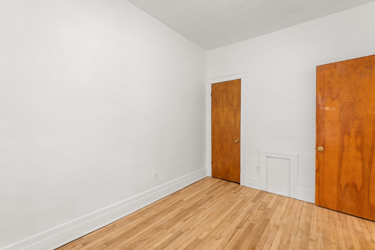 Chambre à coucher — 2680 - 2680A, Av. d'Orléans, Montréal (Mercier/Hochelaga-Maisonneuve), H1W3S5, Montréal (Mercier/Hochelaga-Maisonneuve)