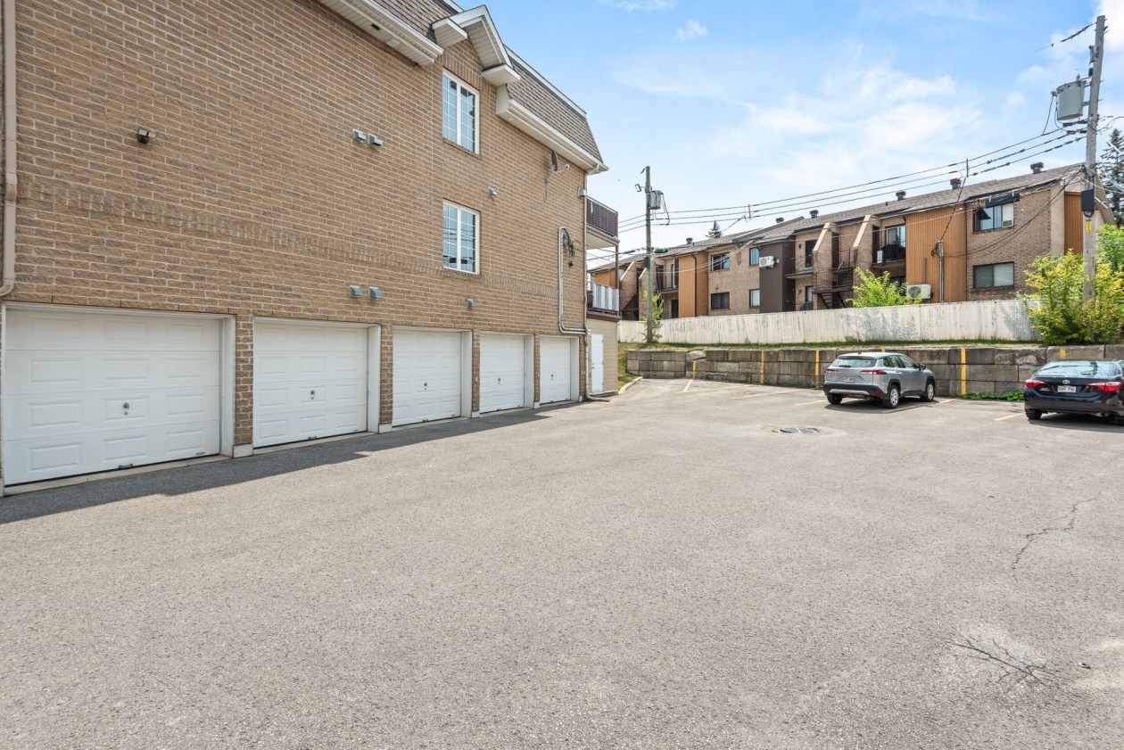 Garage — 322, Rue Réaumur, Laval (Auteuil), H7H3E7, Laval (Auteuil)