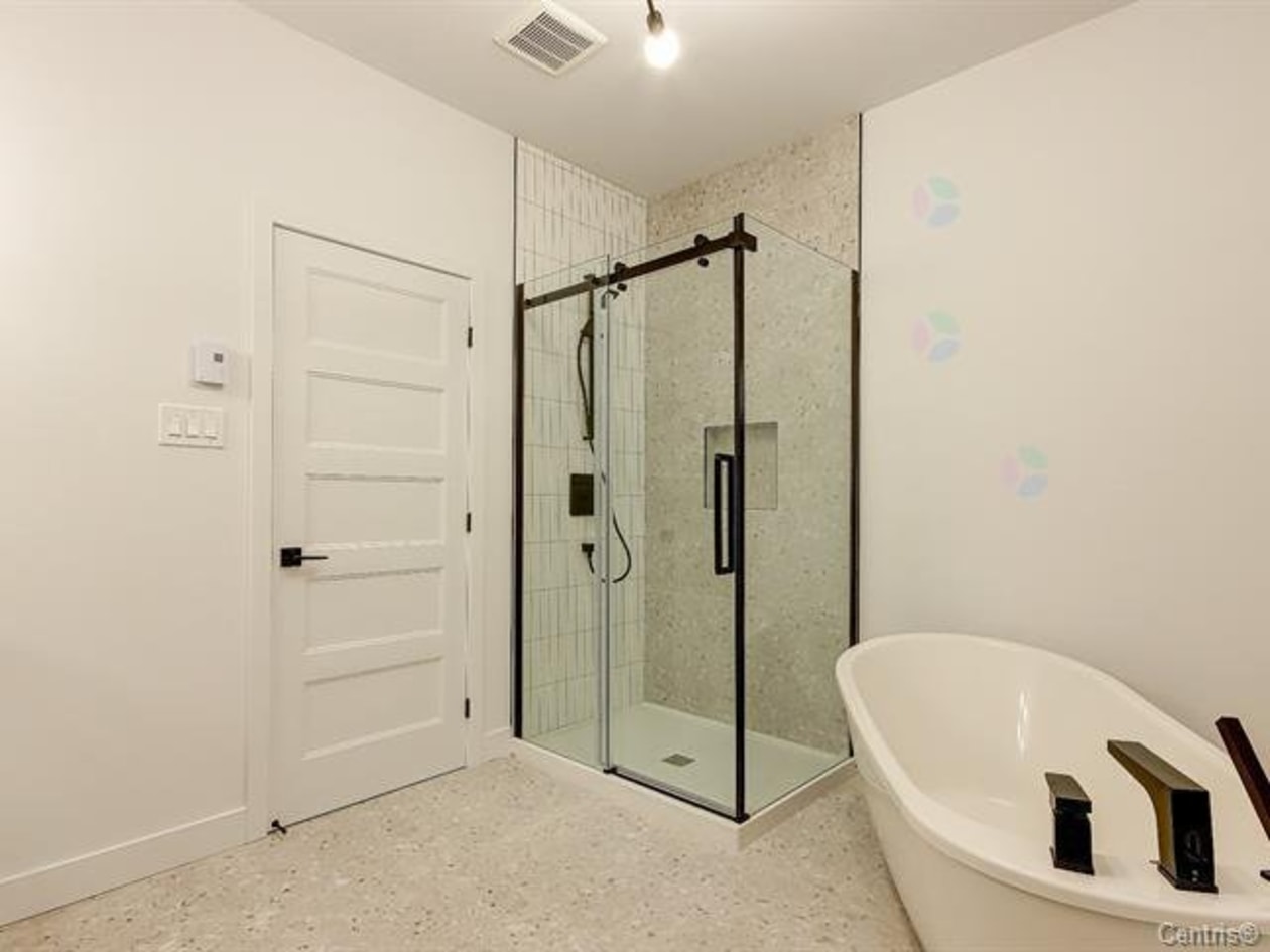 Salle de bains — 175, Rue de Toronto, 101, Cowansville, J2K3H3, Cowansville