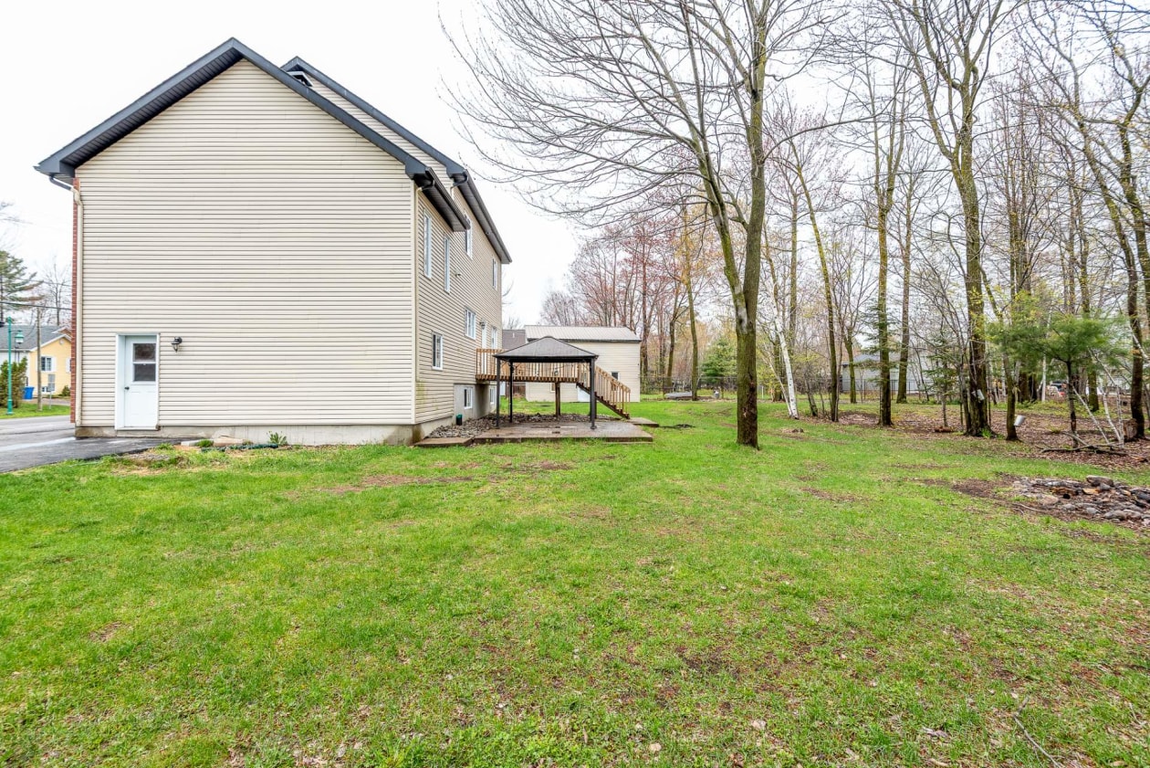 Entrée extérieure — 705, Rue Marguerite, Saint-Lin/Laurentides, J5M0C6, Saint-Lin/Laurentides