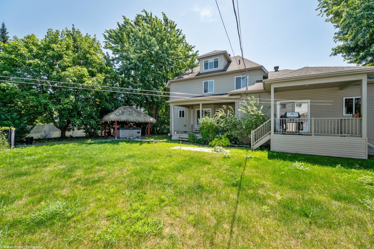 Cour — 249 - 249A, Rue Ludger-Duvernay, Varennes, J3X1W6, Varennes