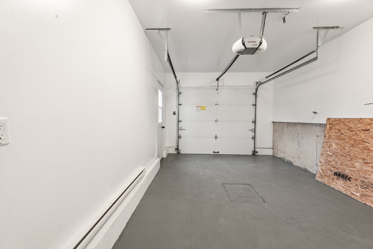 Garage — 705, Rue Marguerite, Saint-Lin/Laurentides, J5M0C6, Saint-Lin/Laurentides