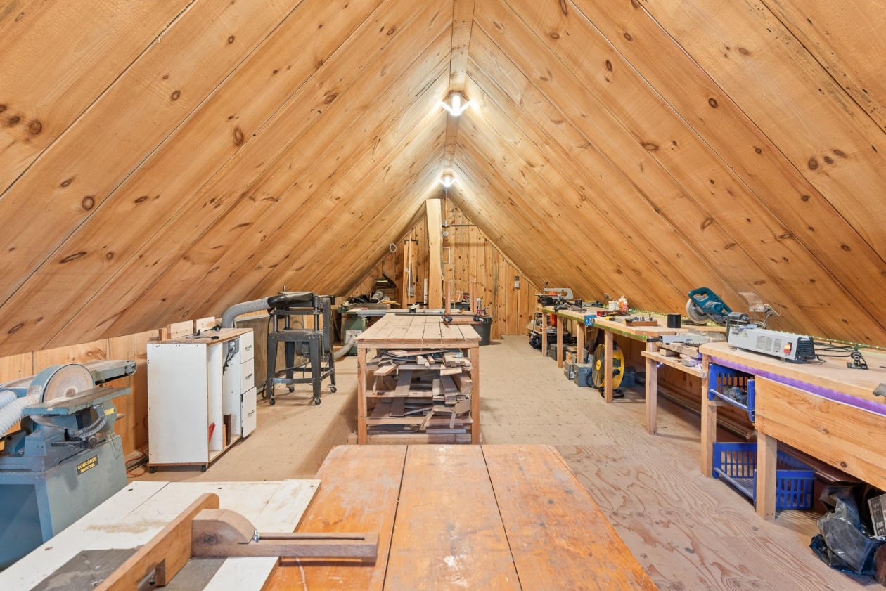 Atelier — 665, Rue Vincent-Sicari, Sainte-Julienne, J0K2T0, Sainte-Julienne